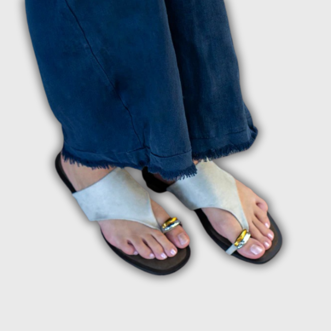 Laurina - Flat Sandal