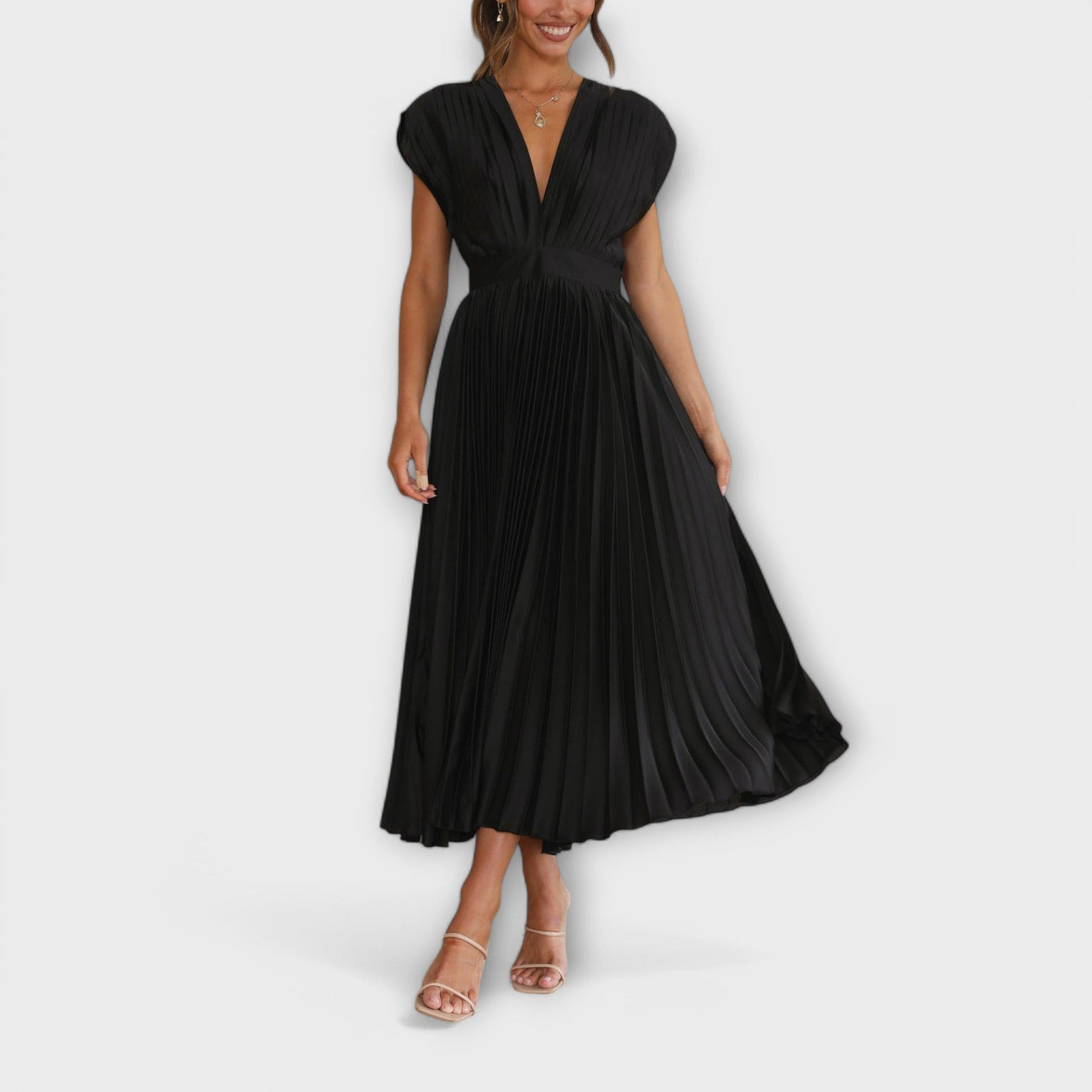 Maria – Stylish Pleated Dress
