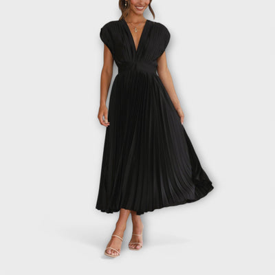 Maria – Stylish Pleated Dress