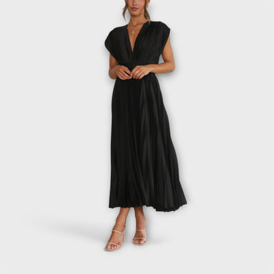 Maria – Stylish Pleated Dress