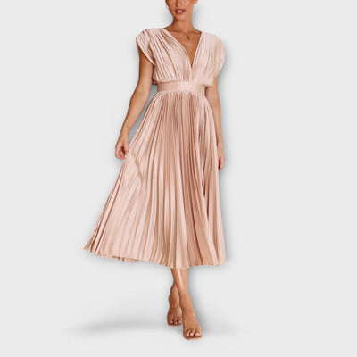 Maria – Stylish Pleated Dress