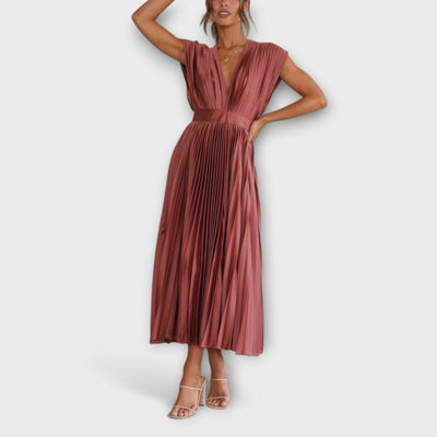 Maria – Stylish Pleated Dress