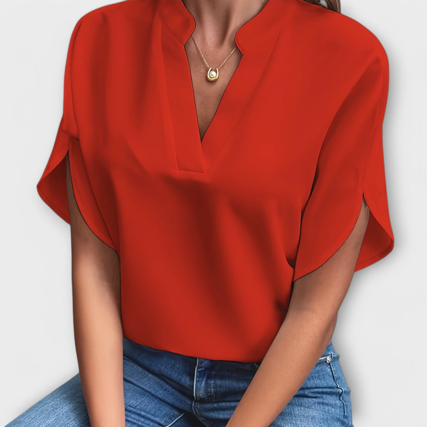 Vivi – Elegant, Light Women’s Blouse