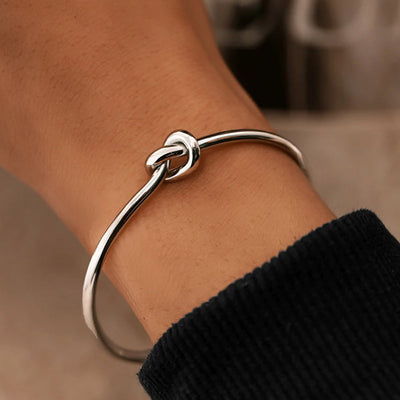Bracelet with Adjustable Vintage Button