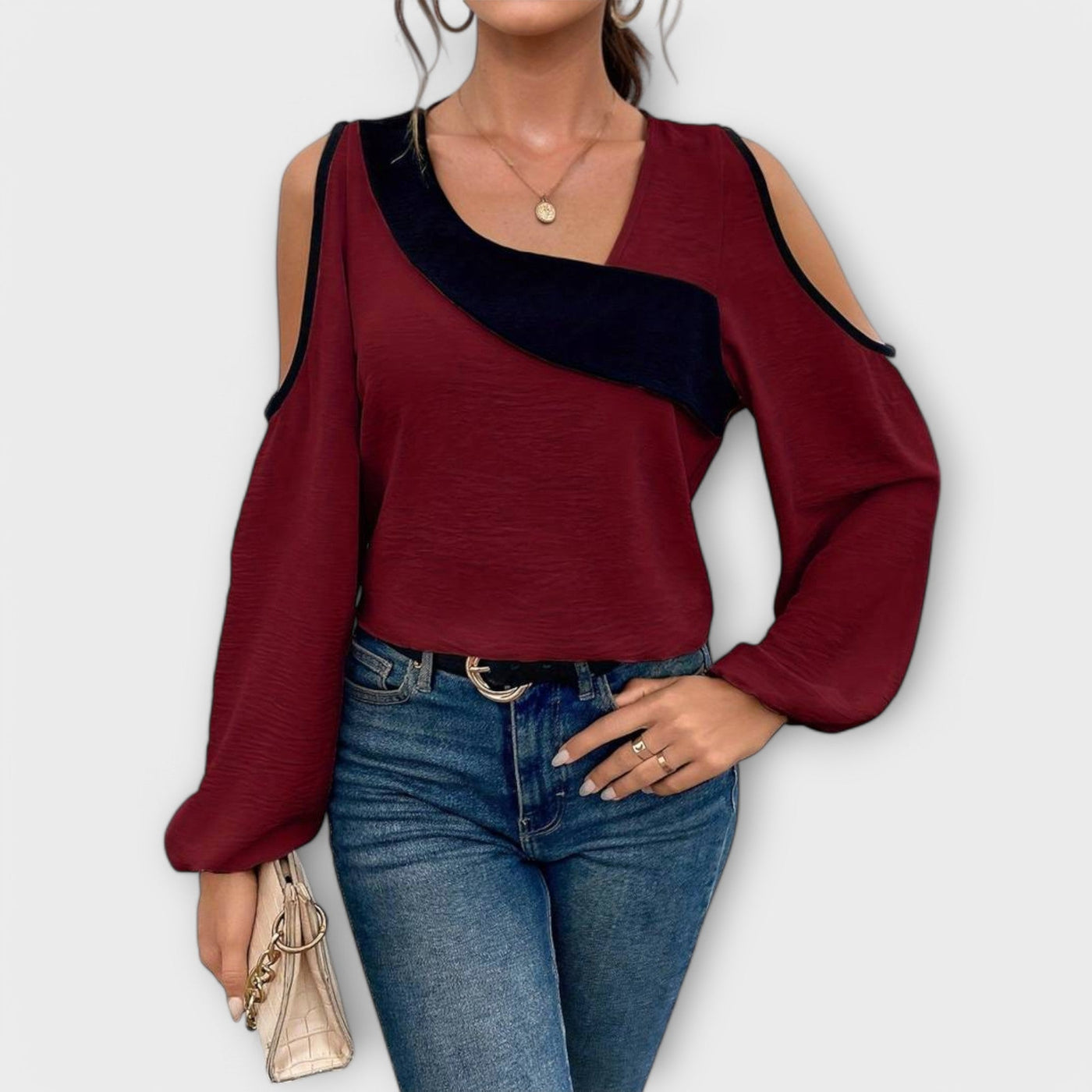 Scarlett – Blouse with Square Neckline