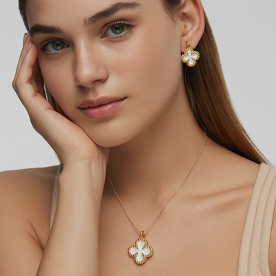 Clover Necklace