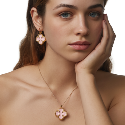 Clover Necklace